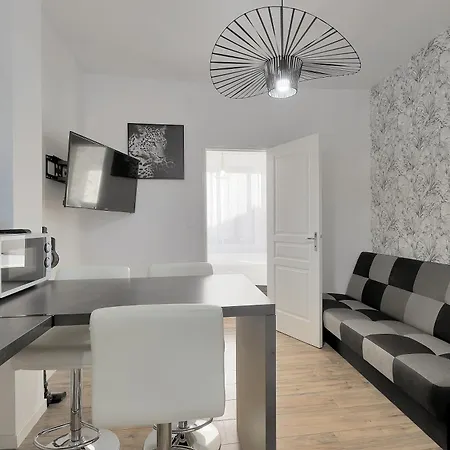 Escarpelle - Moderne Pour 4 Apartamento